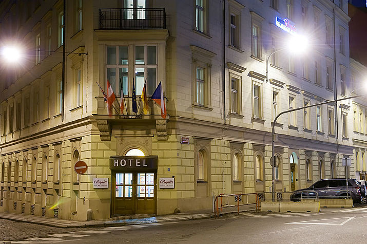 Exe City Park Hotel Praga Esterno foto